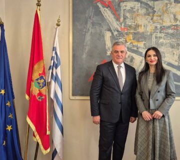 639978233 1313333197490434 997994686084538846 n 360x320