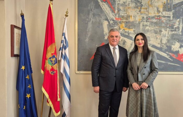 639978233_1313333197490434_997994686084538846_n 639978233_1313333197490434_997994686084538846_n