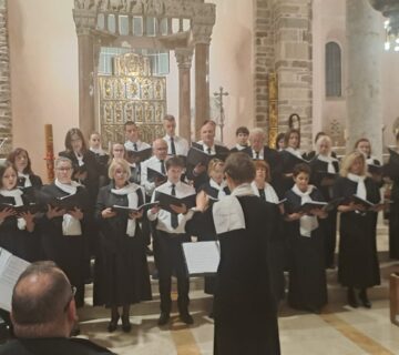 39dd1895 5df3 49f3 93ad f0d0c1e7c95f 360x320