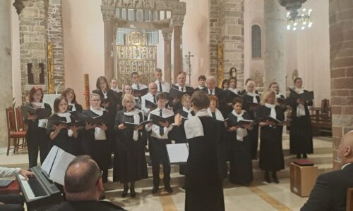 39dd1895-5df3-49f3-93ad-f0d0c1e7c95f