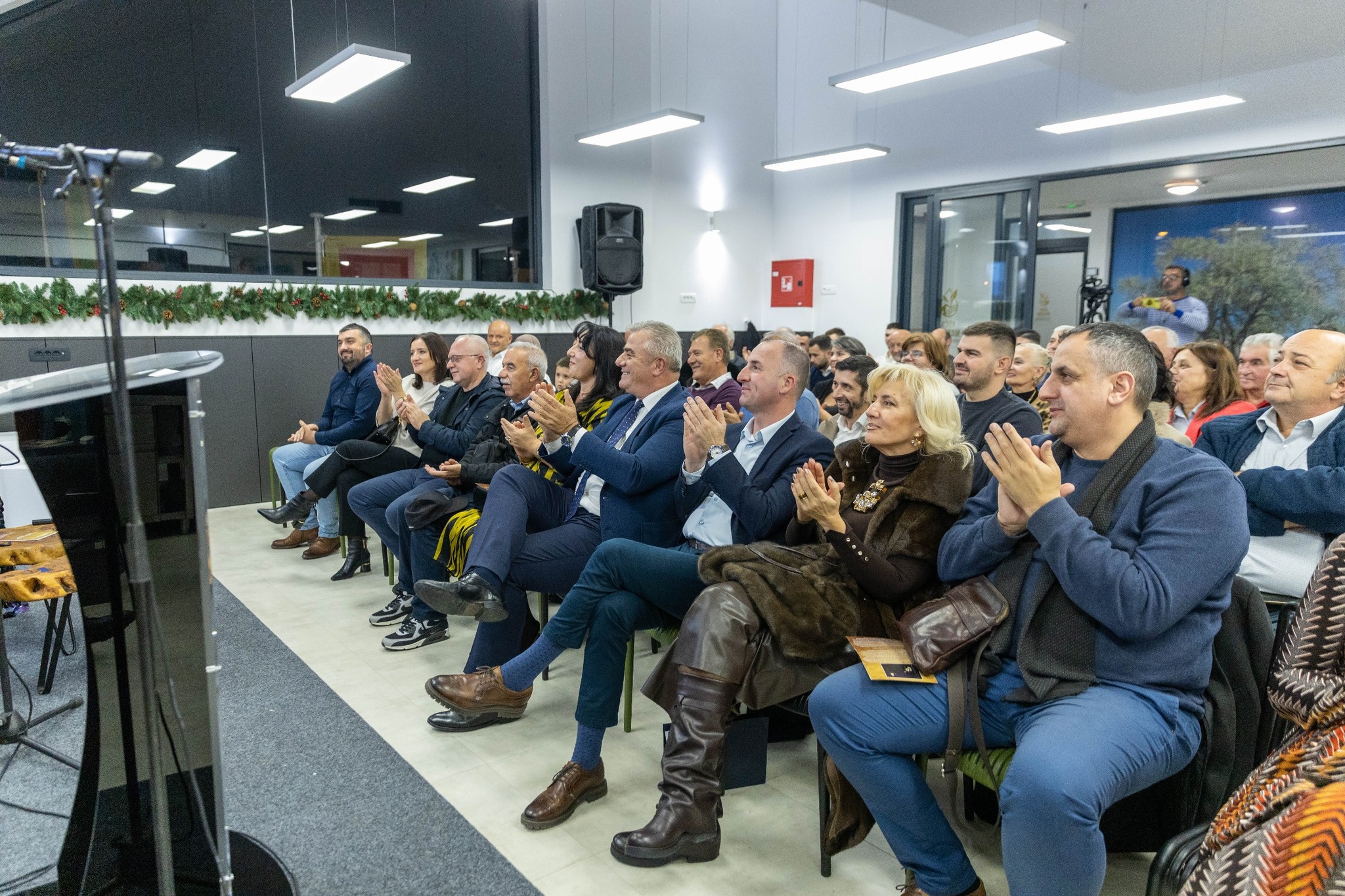 592356640 1246528317504256 3785717311861944521 n