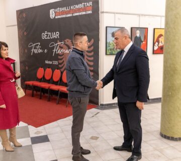 595099122 1251105330379888 5879410832826554242 n 360x320