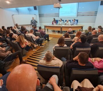 Cfa077a5 bb41 4a45 85af d0d0cc3e96dc 360x320