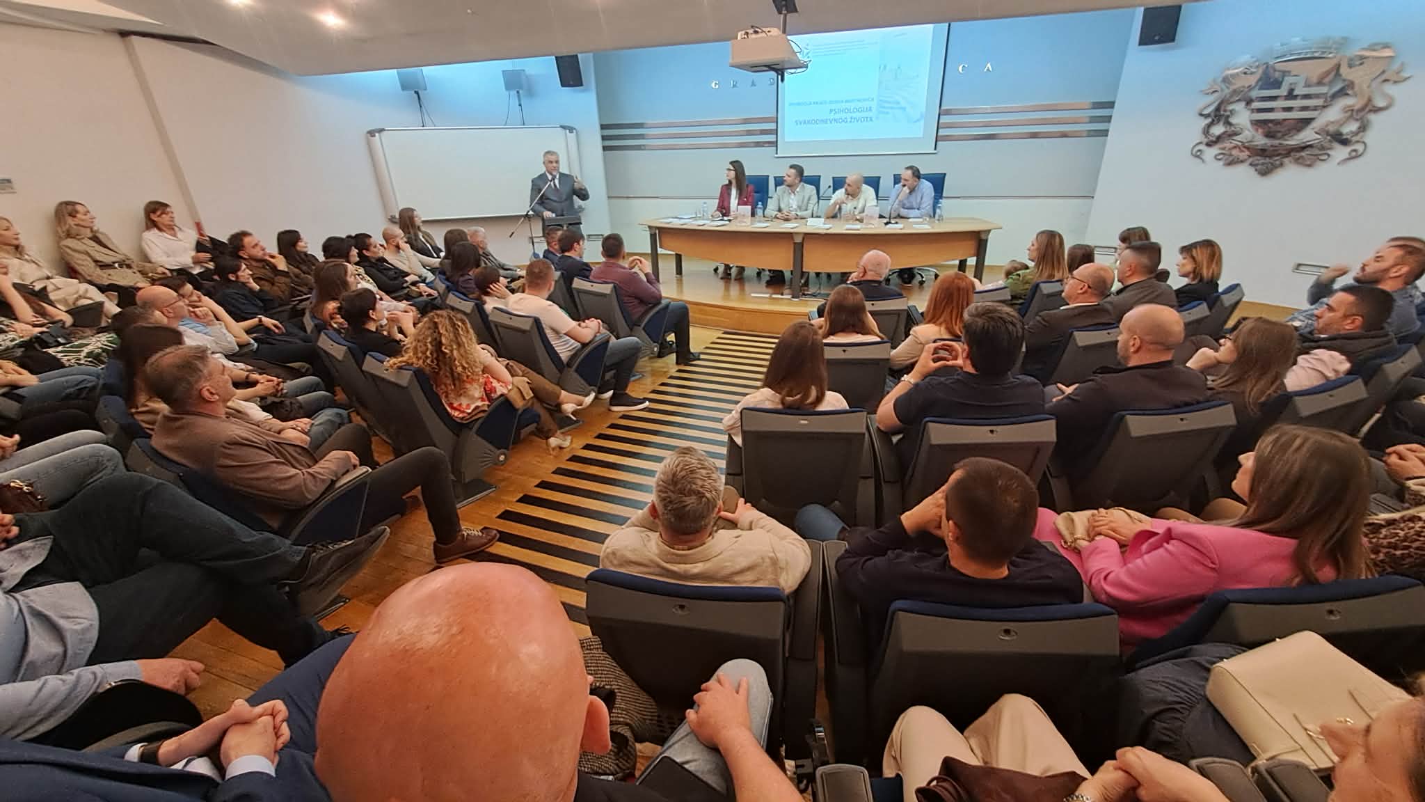 Cfa077a5 bb41 4a45 85af d0d0cc3e96dc